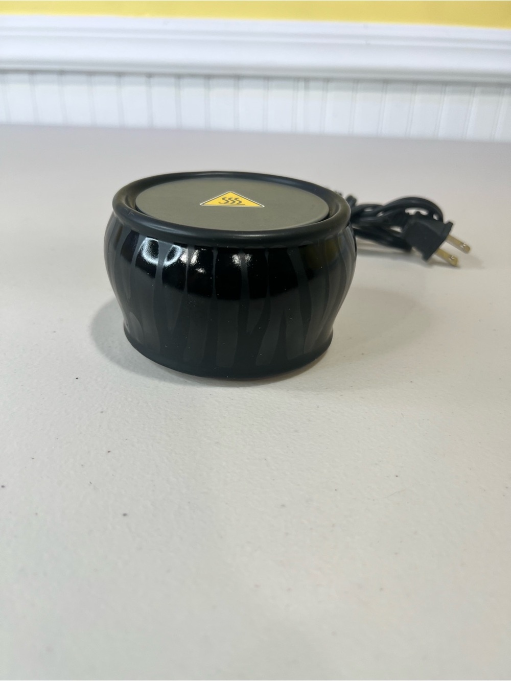 Scentsy Black Electric Wax Warmer Base